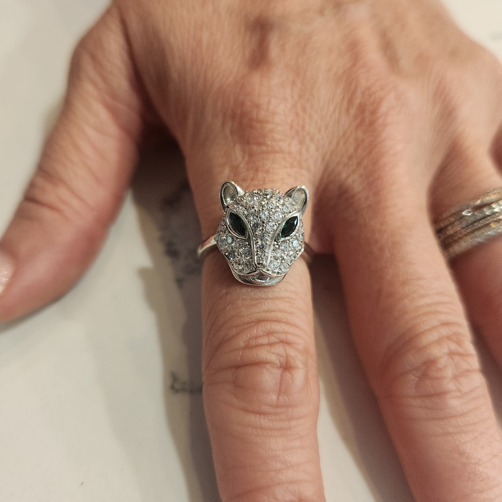 Silver Jaguar Ring with Emerald Accents